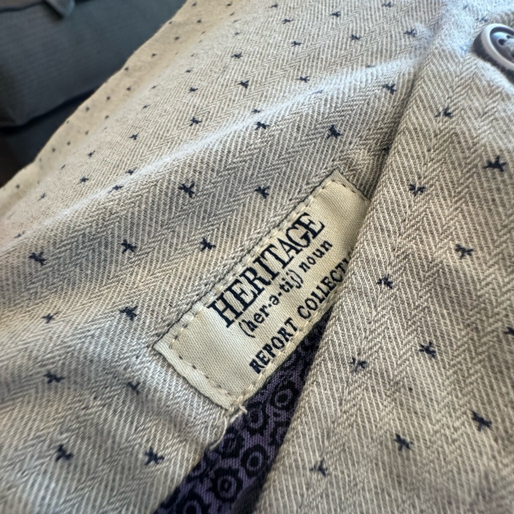 Report Collection Light Gray Patterned Button Dow… - image 6